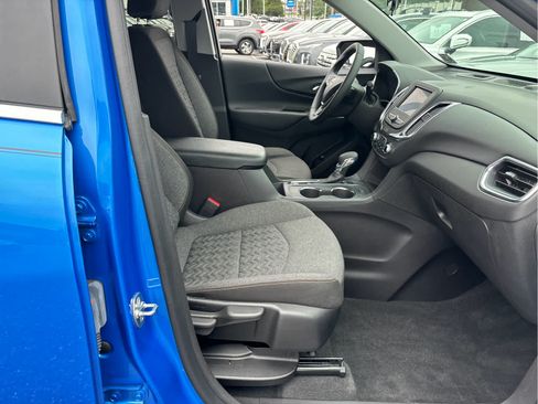 Certified 2024 Chevrolet Equinox LT w/ LPO, Floor Liner Package FWD image 21