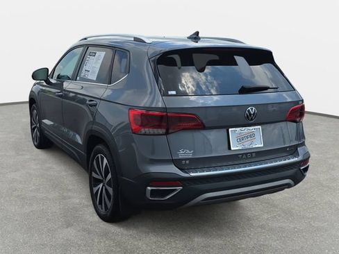 Used 2023 Volkswagen Taos SE AWD/4WD image 7