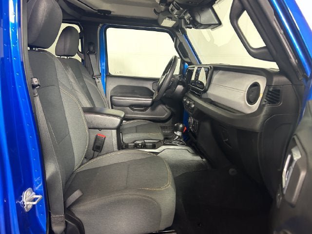 Used 2024 Jeep Gladiator Sport AWD/4WD image 27