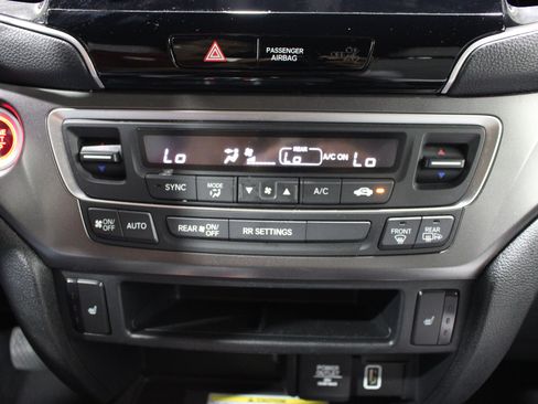 Used 2023 Honda Passport EX-L image 18