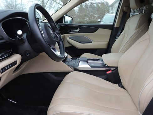 Used 2022 Acura MDX SH-AWD w/ Advance Package image 11