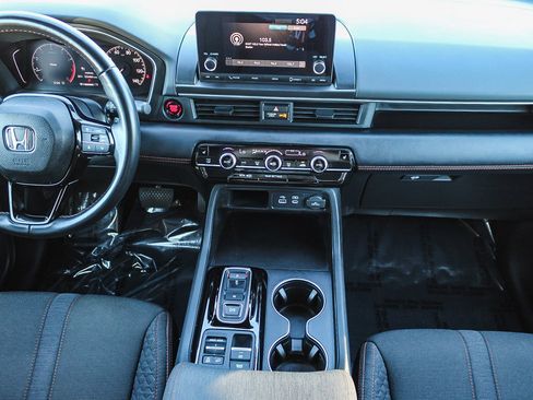 Certified 2023 Honda Pilot Sport image 13