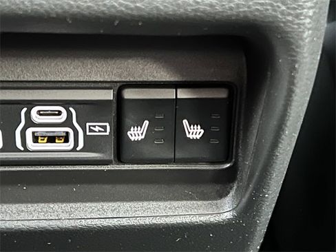 New 2025 Jeep Grand Cherokee Limited w/ Trailer Tow Package image 36