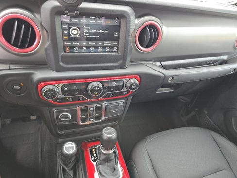 Used 2023 Jeep Gladiator Sport AWD/4WD image 30