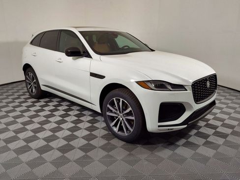 Used 2026 Jaguar F-PACE R-Dynamic S image 6