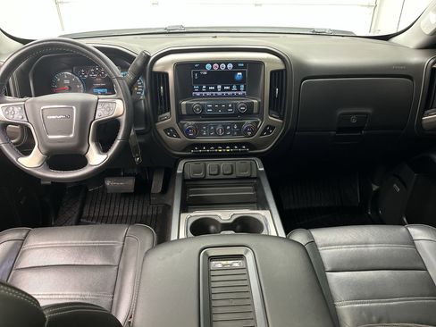 Used 2018 GMC Sierra 1500 Denali w/ Denali Ultimate Package image 4