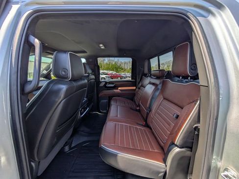 Certified 2025 GMC Sierra 3500 Denali Ultimate AWD/4WD image 30