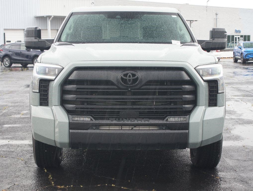 Used 2024 Toyota Tundra Limited AWD/4WD image 26