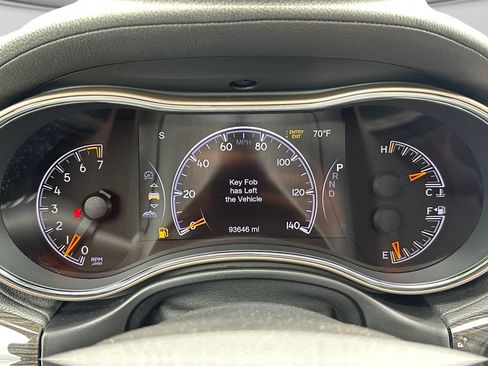 Used 2016 Jeep Grand Cherokee Overland w/ Advanced Technology Group AWD/4WD image 25