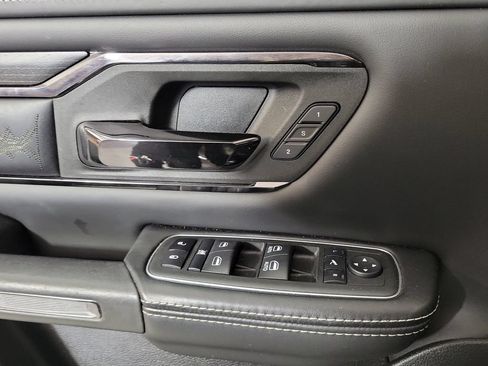 Used 2022 RAM 1500 Limited AWD/4WD image 16