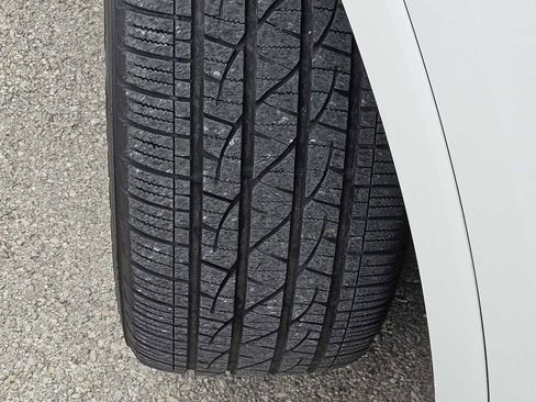 Used 2020 Audi Q3 2.0T Premium image 10