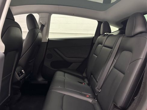 Used 2023 Tesla Model Y Long Range image 15