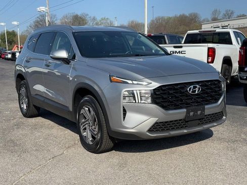 Used 2023 Hyundai Santa Fe SEL image 2