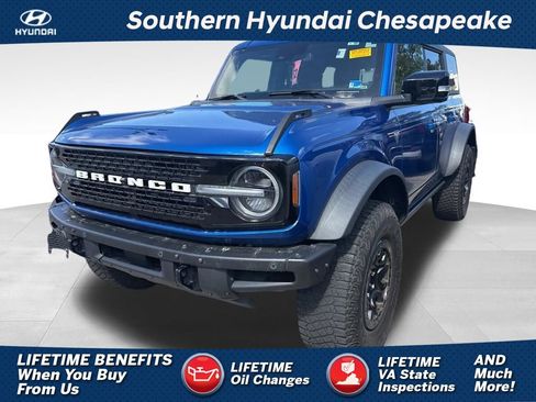 Used 2021 Ford Bronco First Edition AWD/4WD image 1