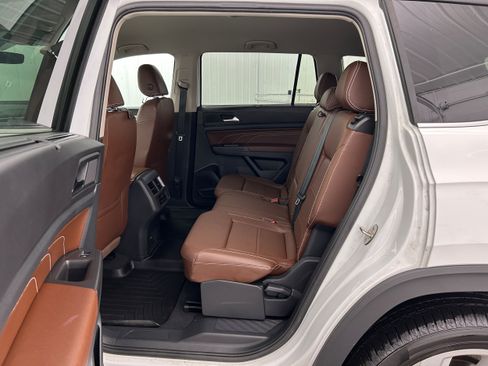 Used 2023 Volkswagen Atlas SE AWD/4WD image 25