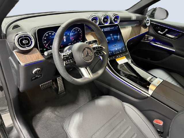 Used 2026 Mercedes-Benz GLC 300 4MATIC image 6