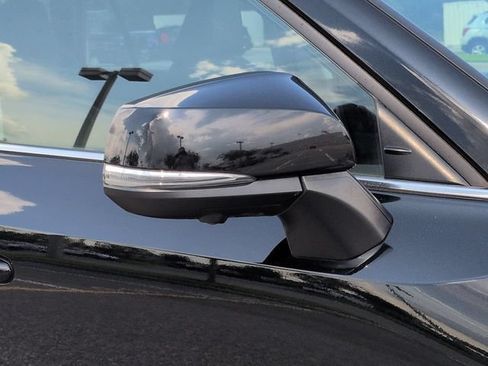 Certified 2024 Toyota Grand Highlander AWD image 12