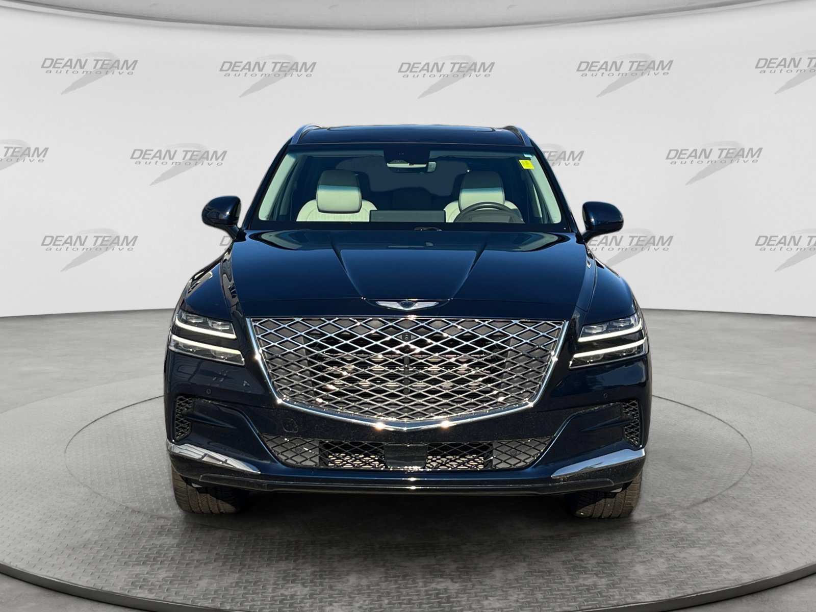 Used 2023 Genesis GV80 2.5T w/ Prestige Package AWD/4WD image 2