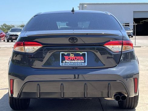 Used 2024 Toyota Corolla SE FWD image 5