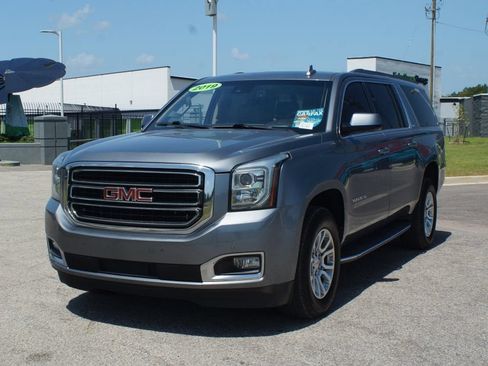 Used 2019 GMC Yukon XL SLT w/ Open Road Package RWD image 19