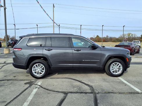 New 2025 Jeep Grand Cherokee L Laredo w/ Luxury Tech Group I image 8