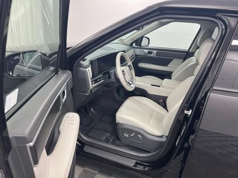 Used 2026 Hyundai Santa Fe SEL AWD/4WD image 13