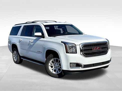 Used 2016 GMC Yukon XL SLT w/ Open Road Package image 2