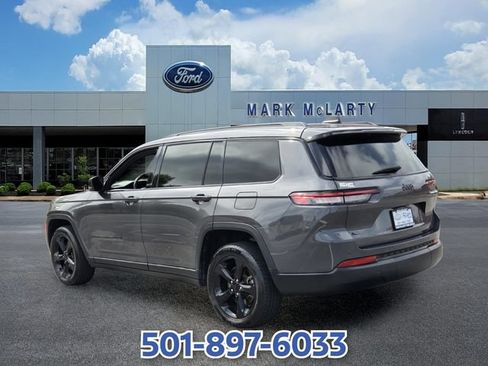 Used 2021 Jeep Grand Cherokee L Laredo RWD image 3