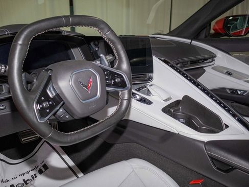 Used 2020 Chevrolet Corvette Stingray Preferred Conv w/ 2LT Preferred Equipment Group image 17