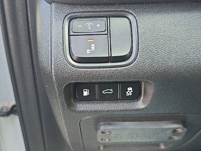 Used 2018 Kia Optima LX FWD image 16