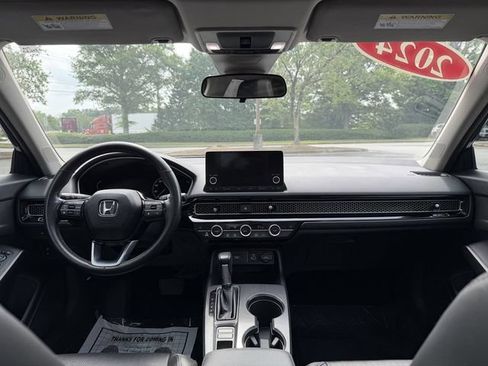 Used 2024 Honda Civic EX-L image 42