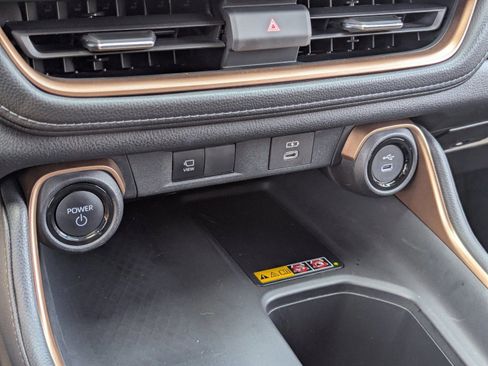 Used 2024 Toyota Grand Highlander AWD Hybrid image 30