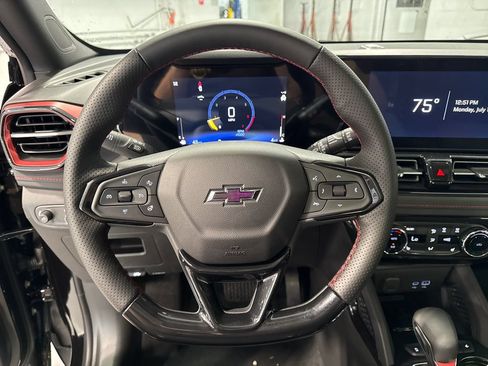 New 2026 Chevrolet TrailBlazer RS w/ Convenience Package FWD image 7