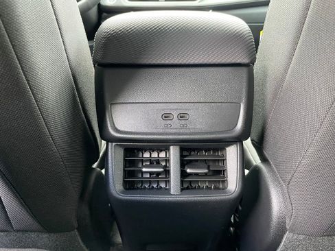 New 2026 Chevrolet Equinox LT FWD image 28