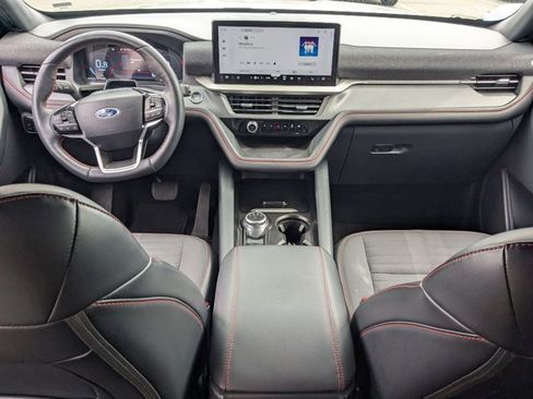 Used 2025 Ford Explorer ST-Line image 17