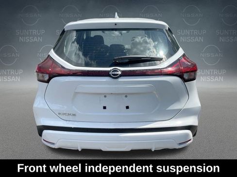 New 2025 Nissan Kicks Play S FWD image 15