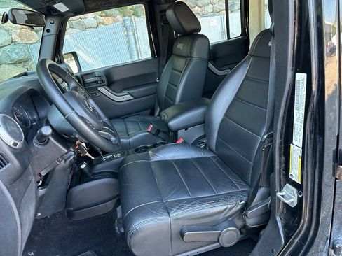 Used 2012 Jeep Wrangler Unlimited Sport w/ PWR Convenience Group AWD/4WD image 16