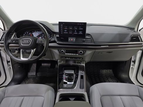 Used 2023 Audi Q5 2.0T Premium w/ Convenience Package image 10