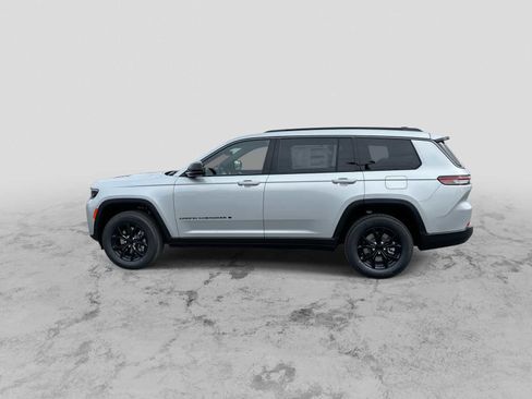 New 2026 Jeep Grand Cherokee L 4WD image 5