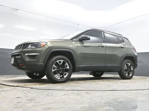 Used 2018 Jeep Compass Trailhawk w/ Leather Interior Group image 25