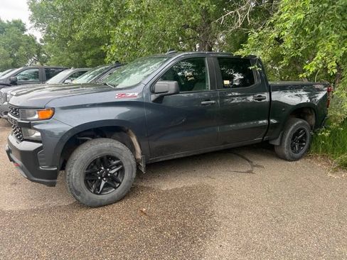 Used 2022 Chevrolet Silverado 1500 Custom Trail Boss AWD/4WD image 5