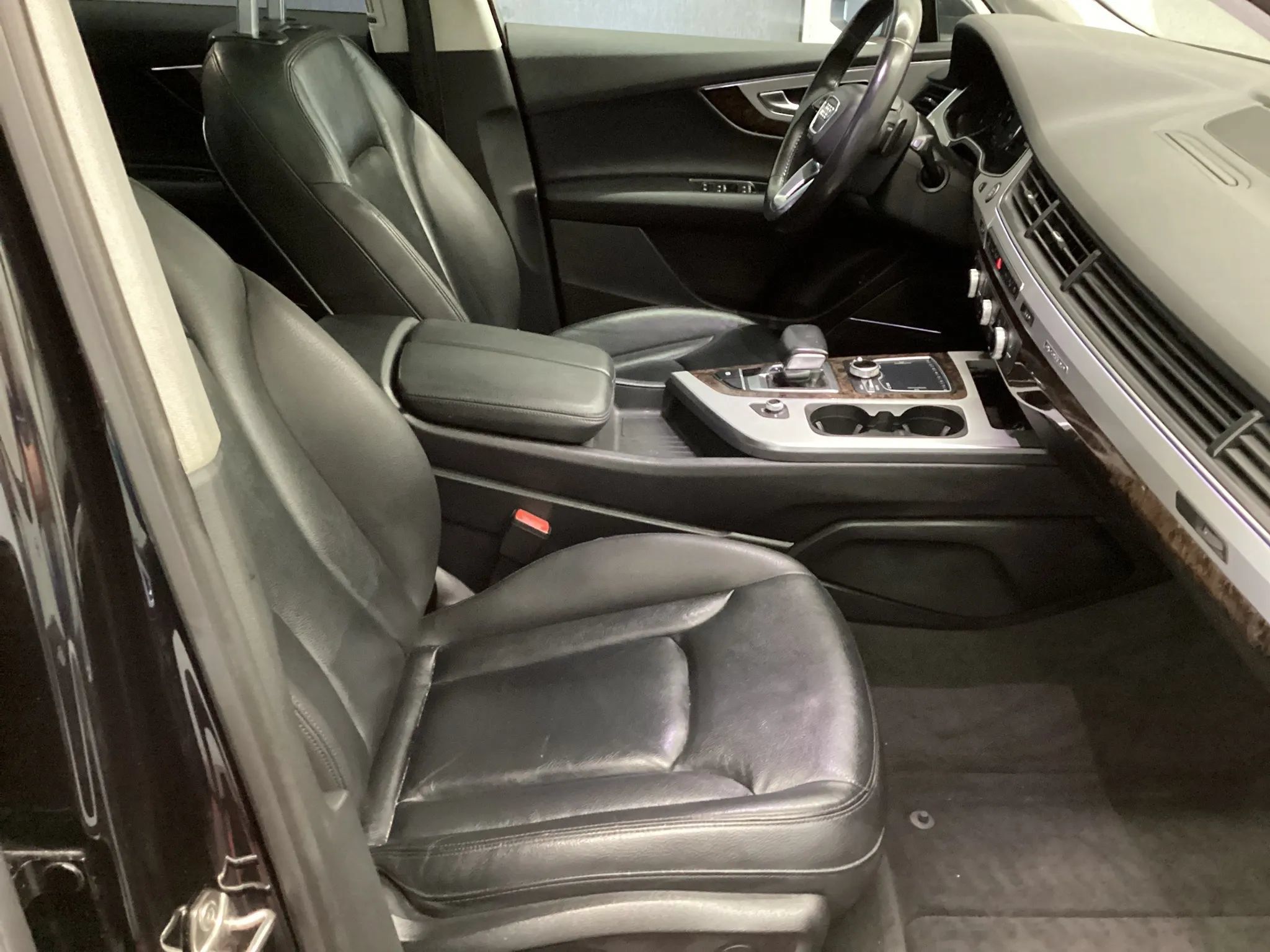 Used 2018 Audi Q7 2.0T Premium Plus w/ Premium Plus Package AWD/4WD image 12