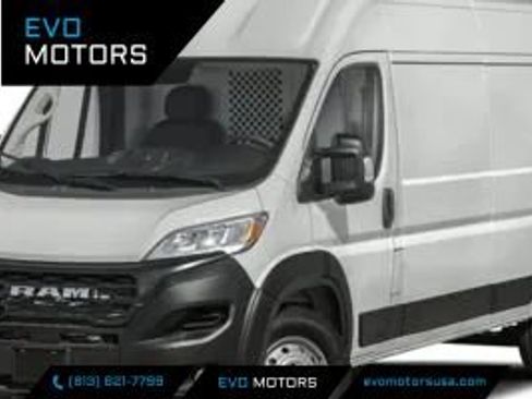 Used 2025 RAM ProMaster 2500 w/ Convenience Group FWD image 1