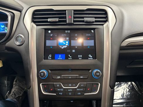 Used 2017 Ford Fusion Energi SE image 26