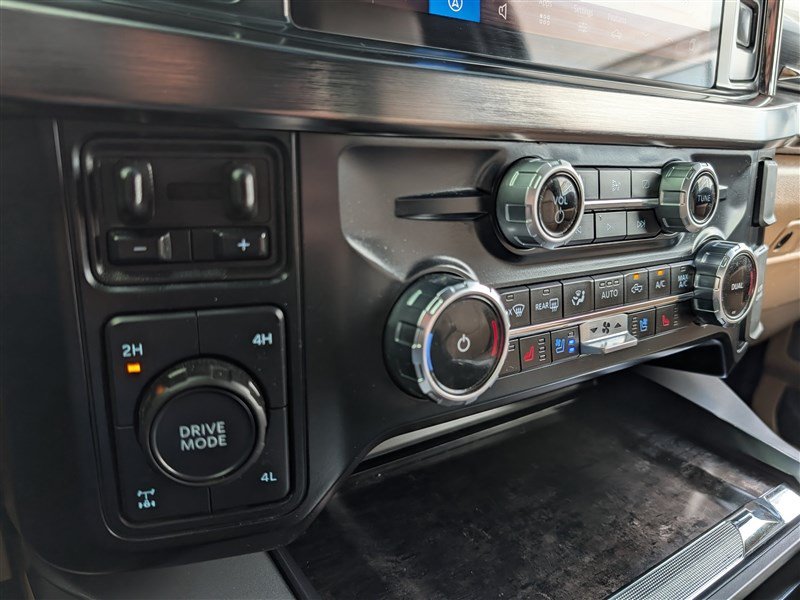 Used 2024 Ford F250 Lariat w/ Chrome Package AWD/4WD image 26