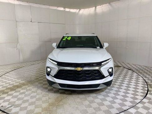 Used 2024 Chevrolet Blazer LT w/ Convenience Package FWD image 21