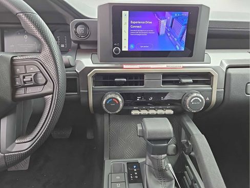 Used 2024 Toyota Tacoma SR5 AWD/4WD image 13