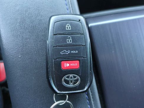 Used 2024 Toyota Tundra Platinum image 28