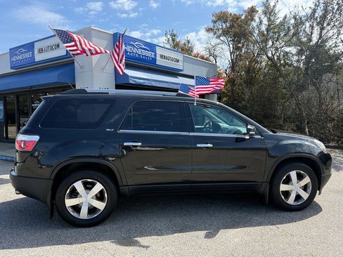 Used 2011 GMC Acadia SLT image 3