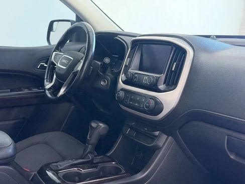 Used 2020 GMC Canyon SLE w/ Elevation Edition RWD image 18